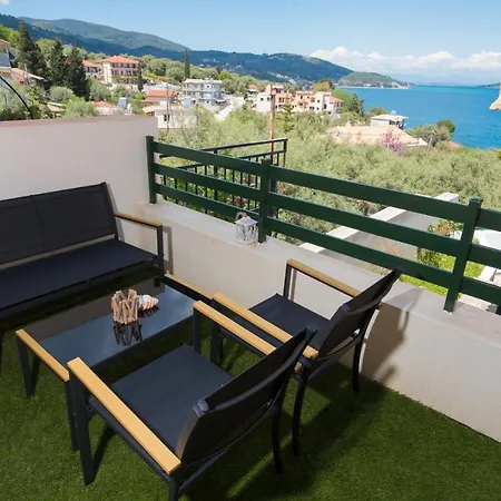 Amelia Villa Nikiana